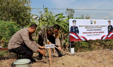 Peduli-Lingkungan-Polres-Ponorogo-Tanam-Ratusan-Bibit-Pohon-di-Slahung