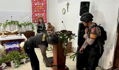 Pendeta-GKJW-Probolinggo-Apresiasi-Polri-Lakukan-Sterilisasi-Gereja-Jelang-Ibadah-Natal