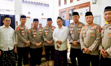 Dikunjungi-Kaops-NCS-Polri,-Gus-Baha-Doakan-Pemilu-2024-Berlangsung-Aman-dan-Damai