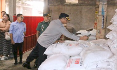 Antisipasi-Penyalahgunaan-Pupuk-Subsidi,-Polresta-Malang-Kota-bersama-Pemkot-Inspeksi-Kios-Pertanian