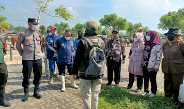 Polres-Sampang-Dukung-Pemkab-Atasi-PMK-Hewan-Ternak