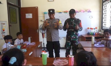 Kompak-TNI-Polri-di-Trenggalek-Semangati-Pelajar-SLB-untuk-Masa-Depan-Gemilang