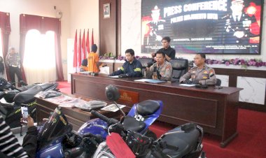 Polres-Mojokerto-Kota-Berhasil-Ungkap-Curanmor-Dua-Tersangka-dan-4-Unit-Motor-Diamankan