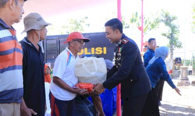 Polres-Ngawi-Salurkan-500-Paket-Sembako-untuk-Masyarakat-di-Bringin