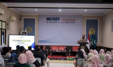 Polantas-Menyapa-Polres-Gresik-Gandeng-Guru-Tanamkan-Budaya-Tertib-Lalu-Lintas-Sejak-Dini