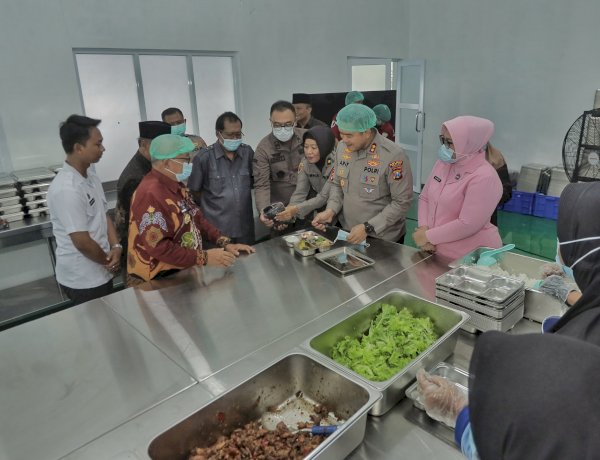 Polres Blitar Launching SPPG di Jimbe Wujudkan Dukungan Polri Terhadap Generasi Sehat