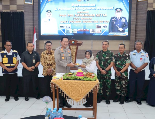 Tingkatkan Pelayanan Publik Kapolres Magetan Resmikan Gedung Setia SPKT dan Pos Pol Sarangan
